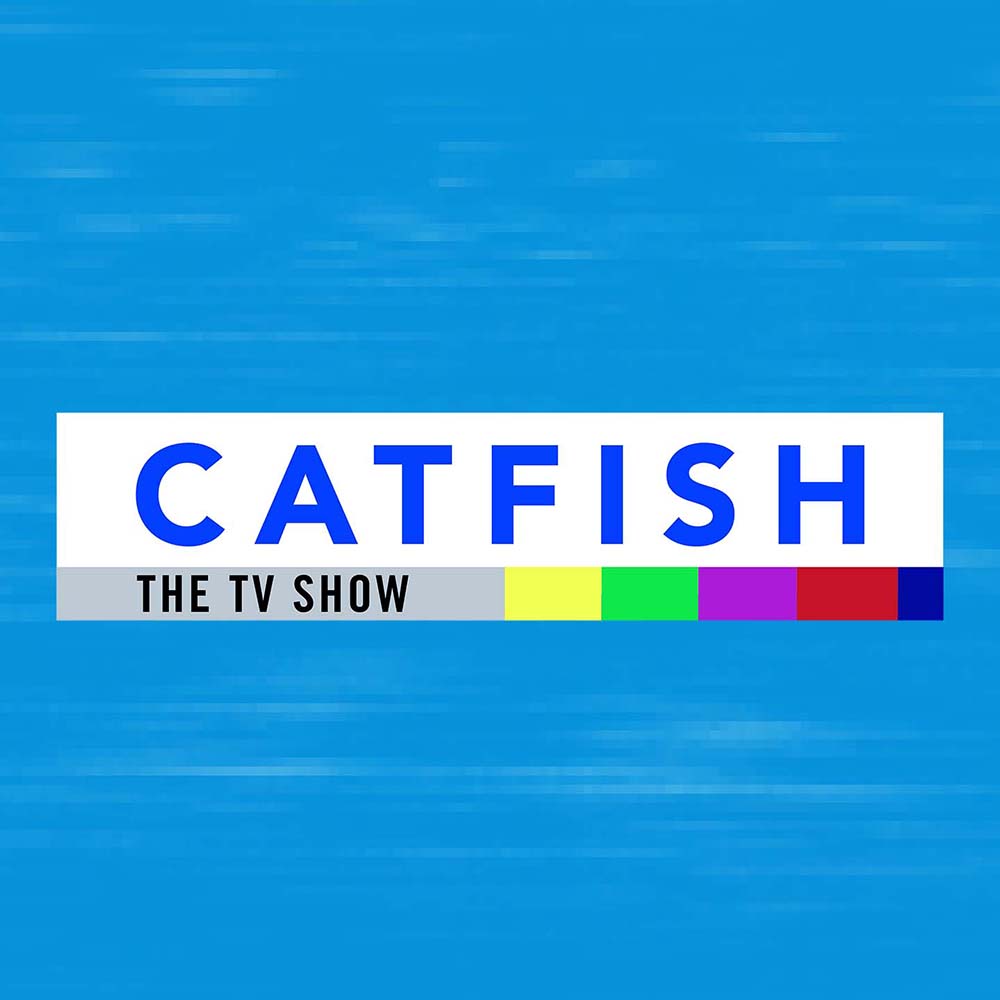 Catfish est la célèbre émission de MTV qui réunit des couples qui ont seulement échangé à travers des écrans. Au fil des mois, ils sont censés tomber amoureux, mais que se passera-t-il lorsqu'ils se rencontreront dans la vraie vie pour la première fois?