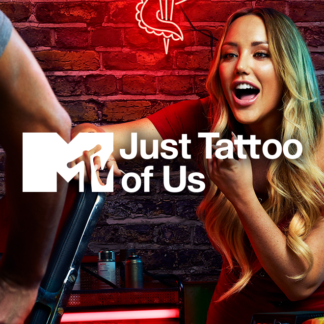 MTV Tattoo of Us chega na Pluto TV. A cada episódio dois amigos, familiares ou um casal vão ao programa para fazer uma tatuagem. A grande surpresa é que um escolhe a tatuagem do outro e o drama está armado, com muitas lágrimas e algumas brigas.
