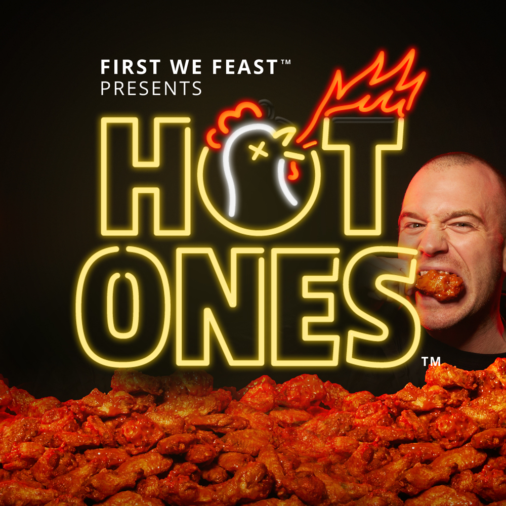 Sean Evans stiller spørsmål til kjendisgjester mens de prøver å fullføre runder med kyllingvinger belagt med krydret varm saus. Se kjendiser som Gordon Ramsay, Tommy Chong og DJ Khaled mens de brenner smaksløkene mens de svarer på hete spørsmål.