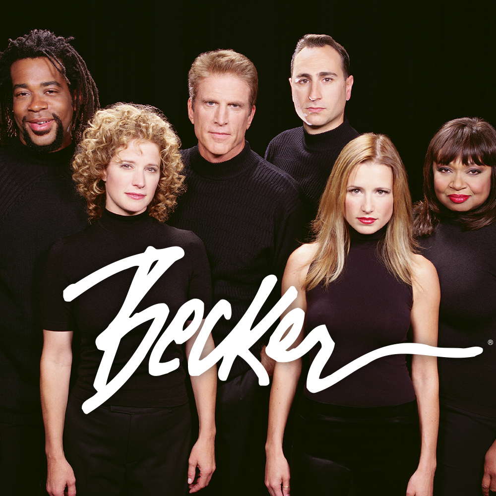 Ted Danson er familielægen Dr. John Becker i denne underholdende sitcom fra 90’erne. Becker brokker sig konstant over patienter, venner og verden i almindelighed, men bag hans hårde facade gemmer der sig et blødt indre.