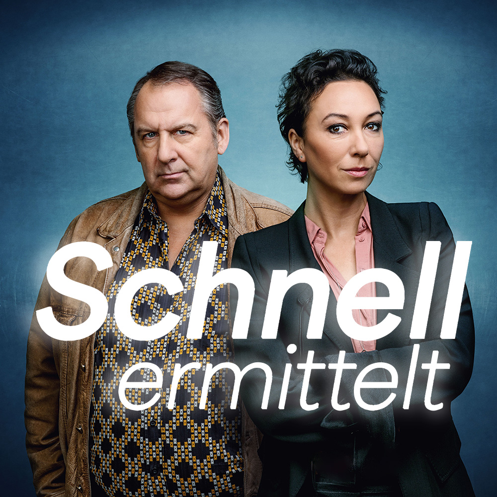 Angelika Schnell ist eine chaotische Polizistin. Sie traut ihrer inneren Stimme mehr als den Fakten, was zu kuriosen Schlussfolgerungen und Diskussionen führt.