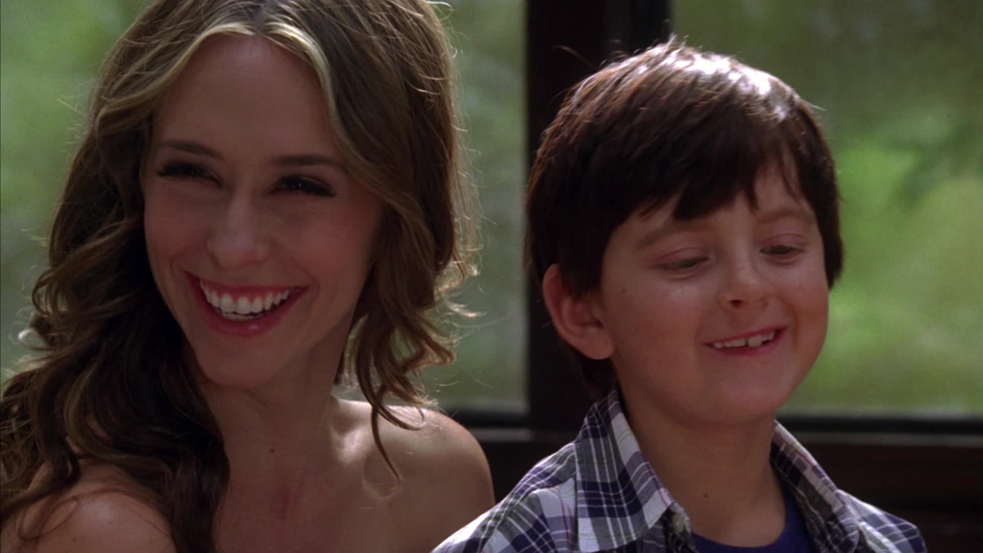 Watch Ghost Whisperer Season 5 Free | Pluto TV