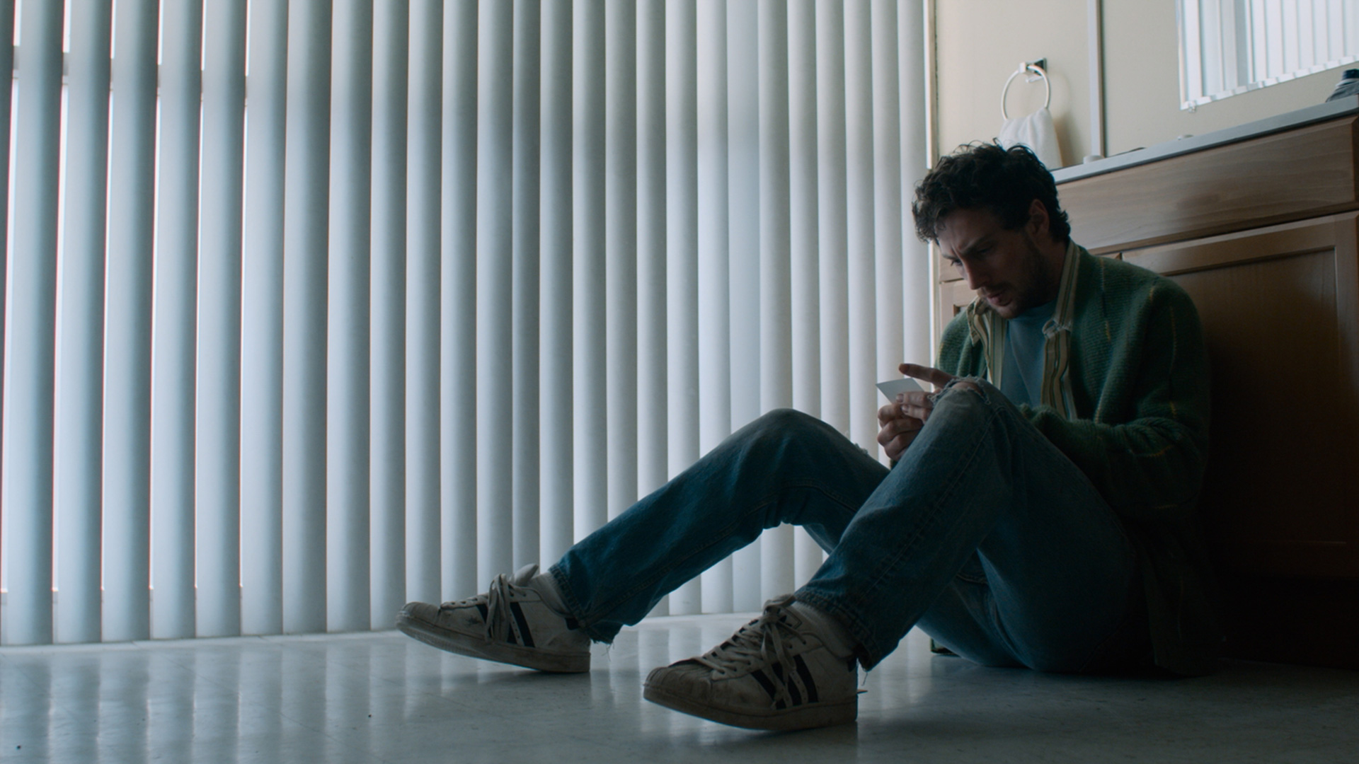 Watch A Million Little Pieces for Free Online | Pluto TV