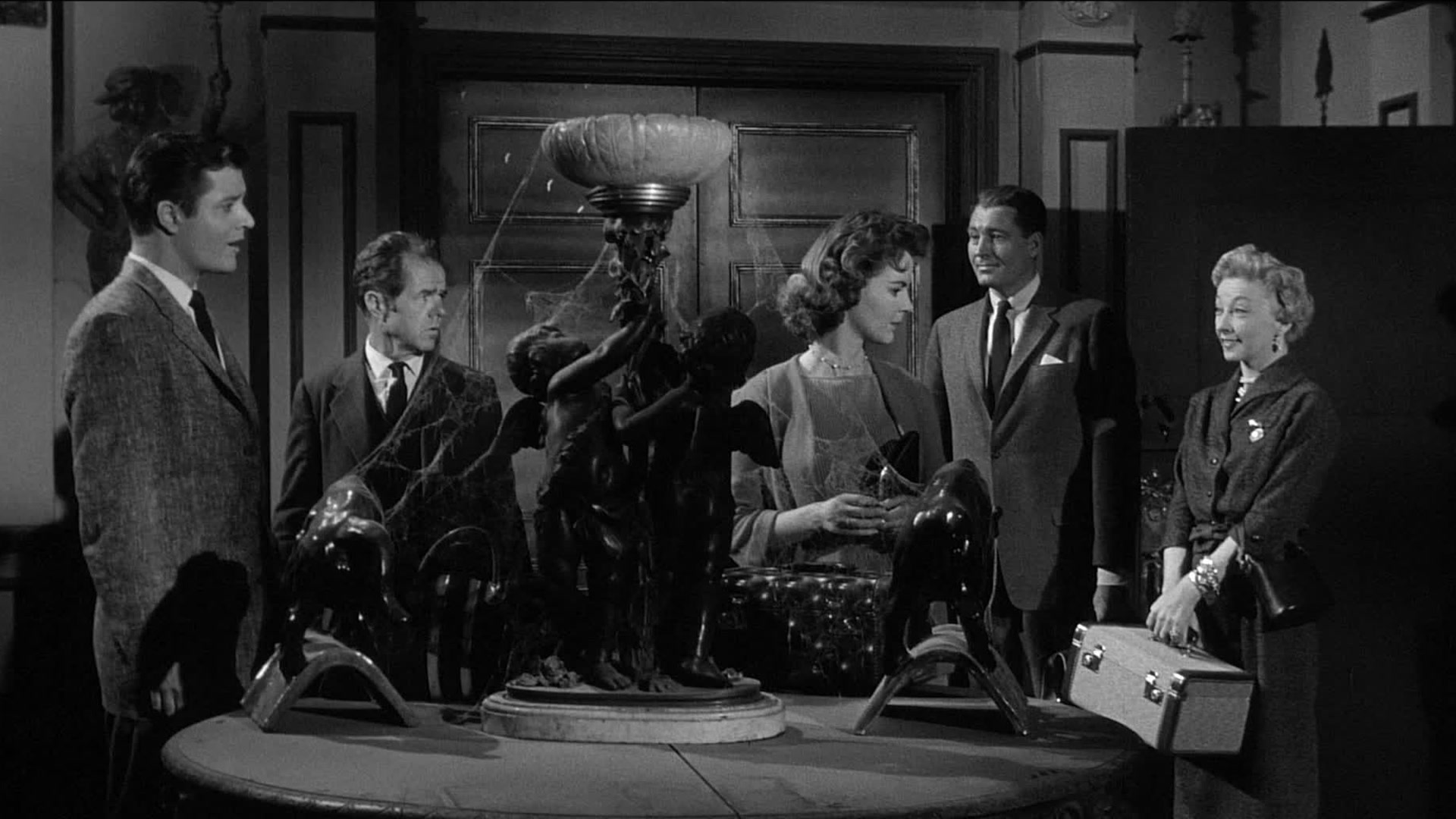 Watch House On Haunted Hill for Free Online | Pluto TV