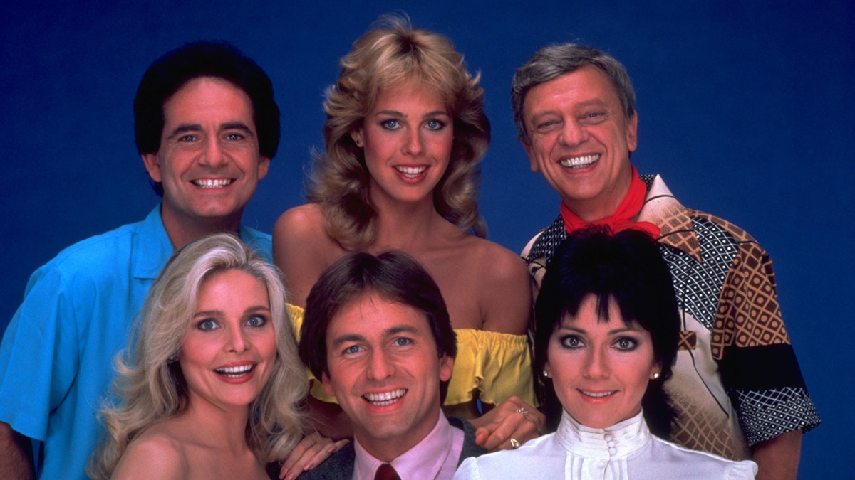 Watch Three's Company Season 8 Free | Pluto TV