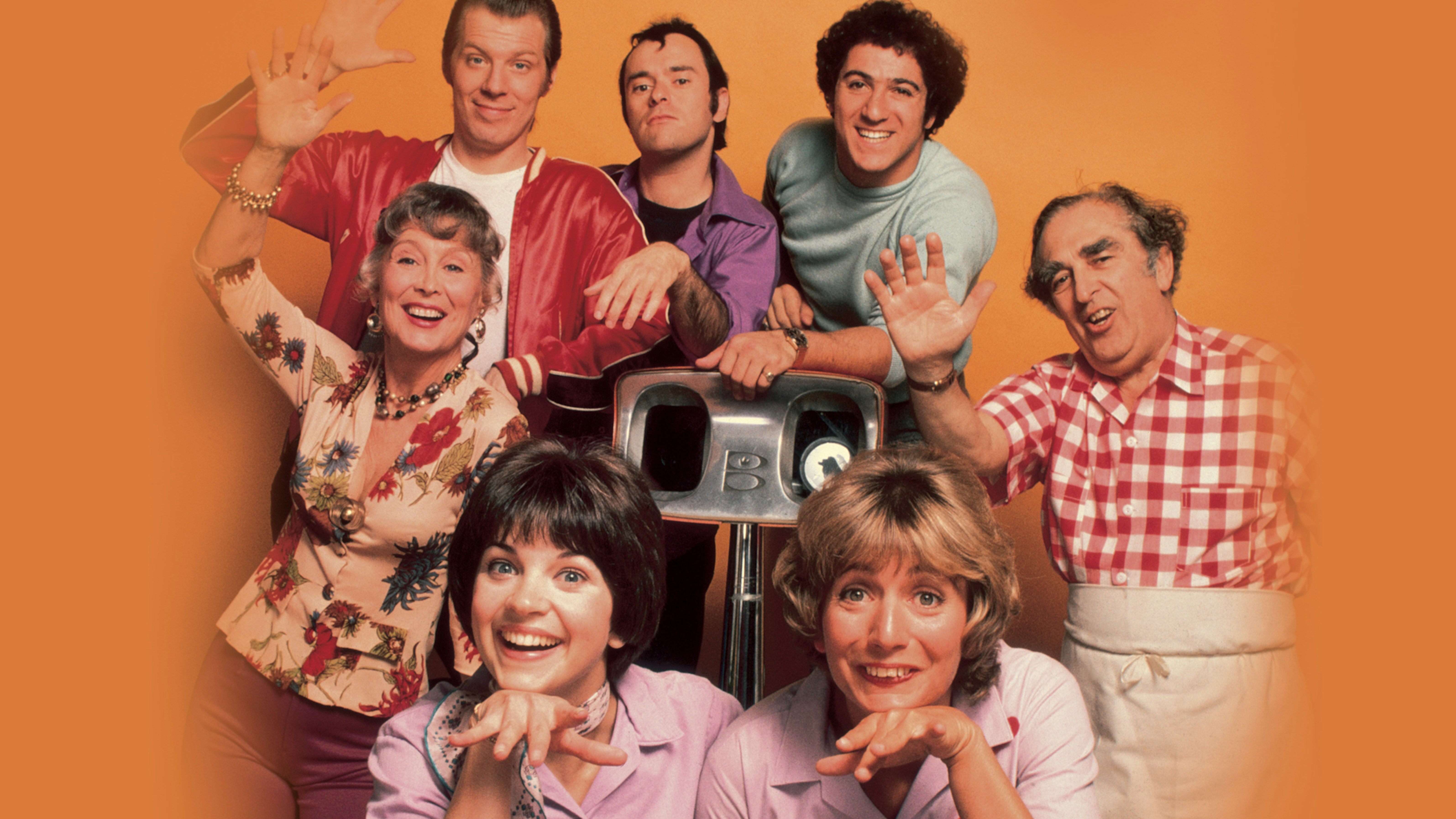 Watch Laverne & Shirley for Free Online | Pluto TV