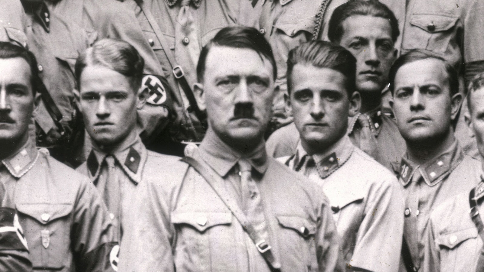 Hitler Verfuhrer Der Massen Watch Free On Pluto Tv Germany Switzerland Austria