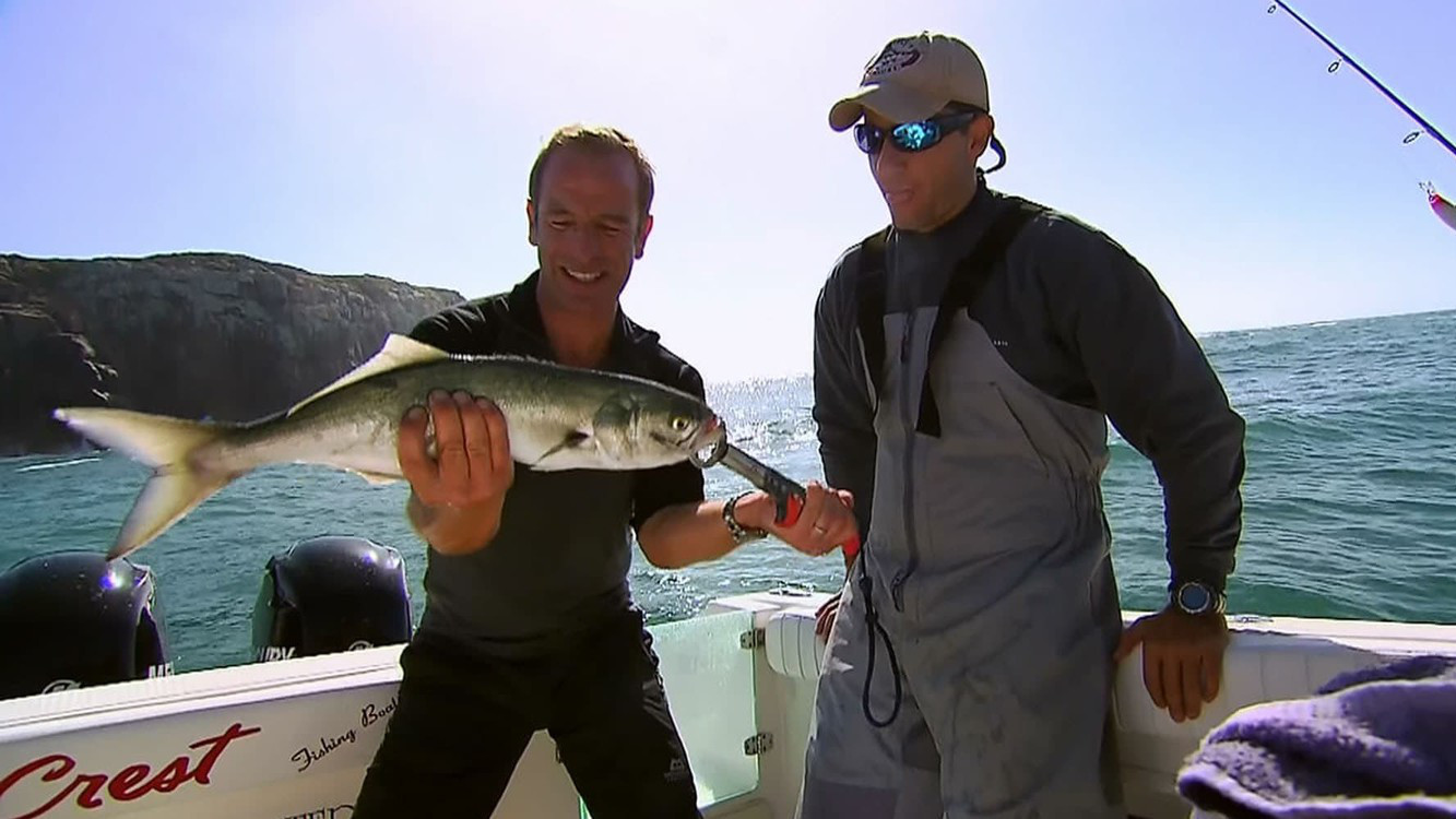 Robson's Extreme Fishing Challenge Watch Free on Pluto TV no