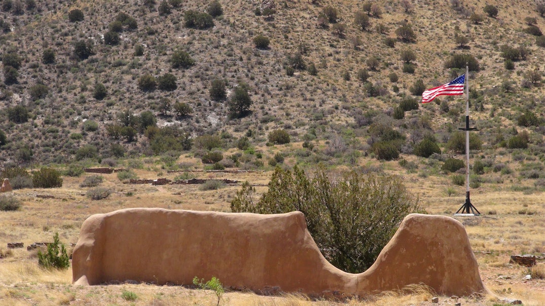 Watch Ghost Towns: America's Lost World Season 1 Free | Pluto TV