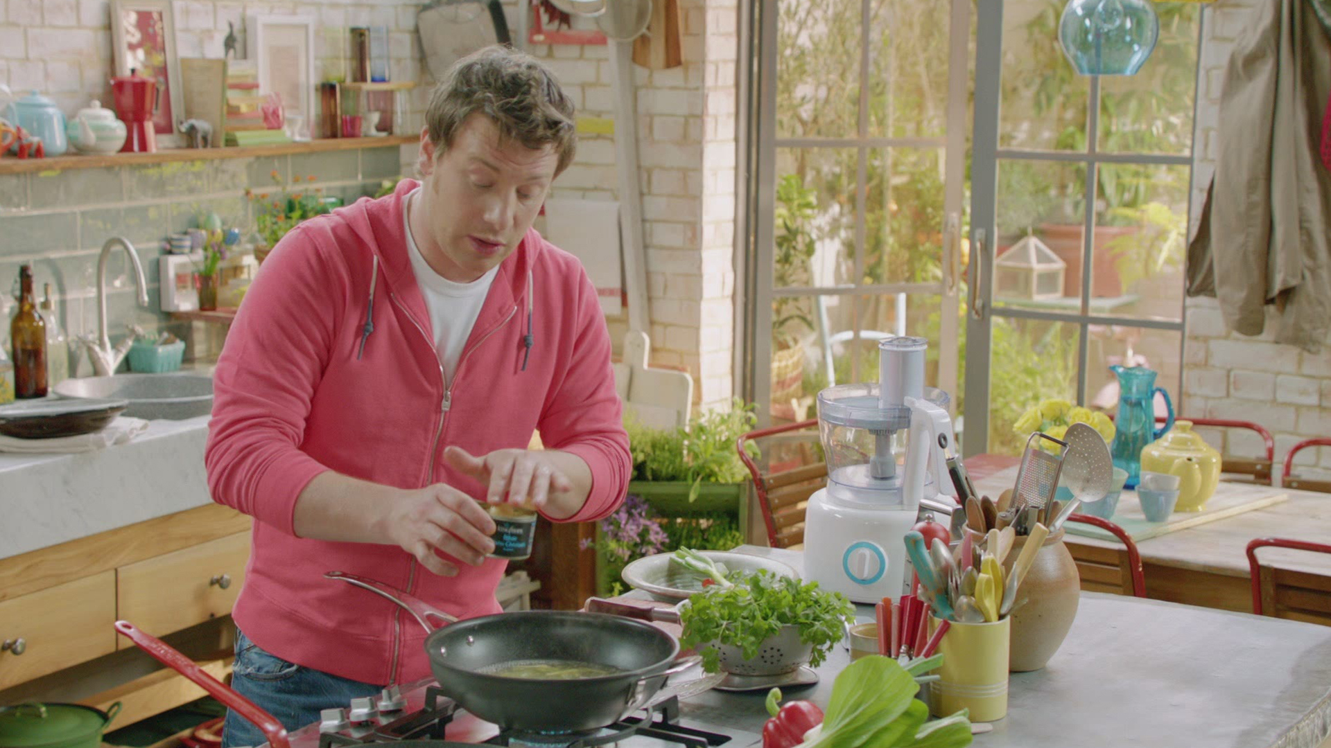 Jamie Olivers mad på 15 minutter Watch Free on Pluto TV Denmark