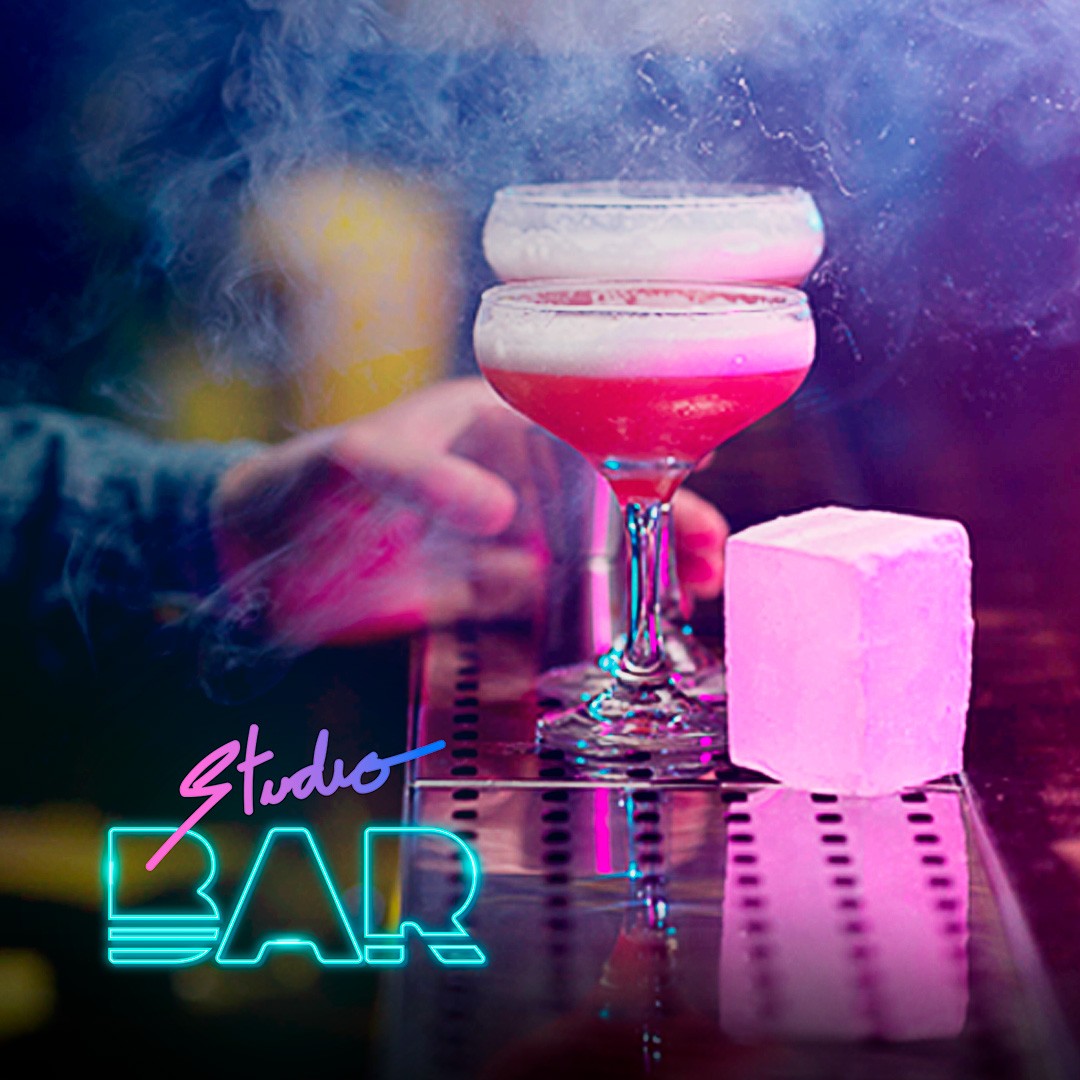 Studio Bar